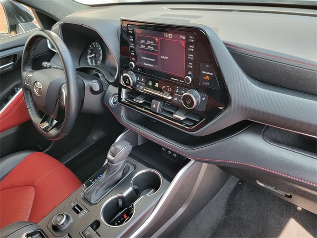 2021 Toyota Highlander XSE photo 17