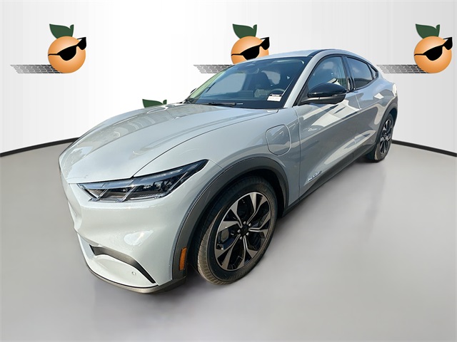 2025 Ford Mustang Mach-E Select photo 3