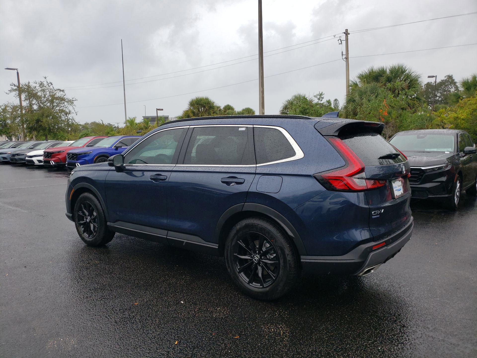 2025 Honda CR-V Hybrid Sport-L photo 6