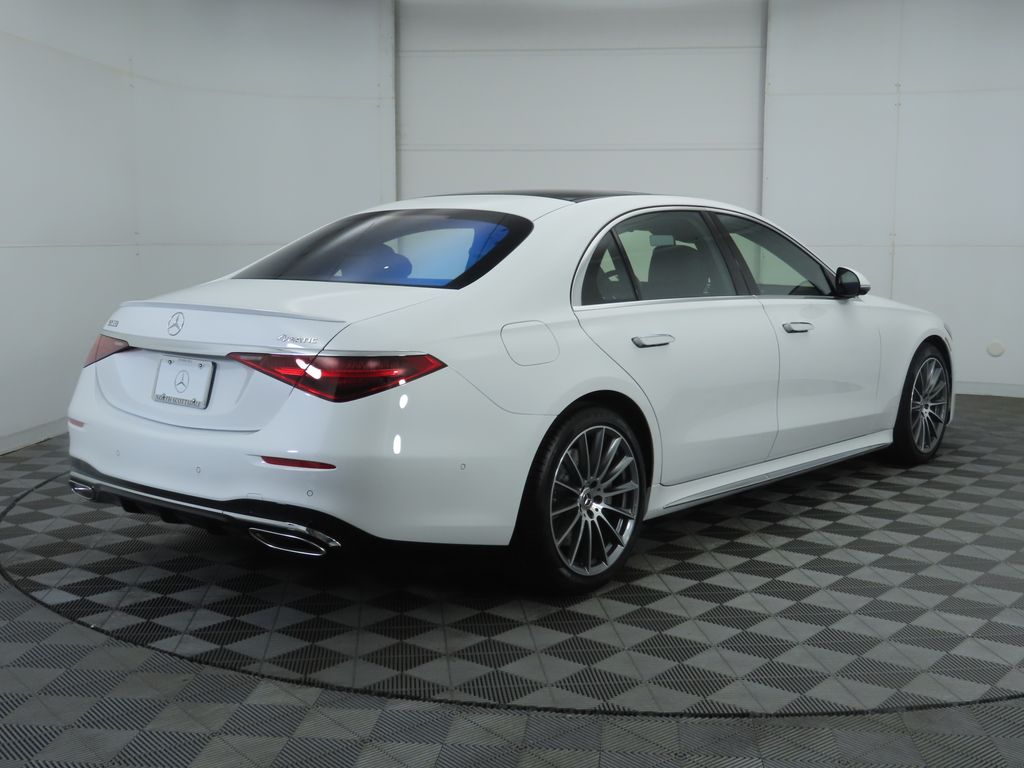 2026 Mercedes Benz S 580 4MATIC photo 4
