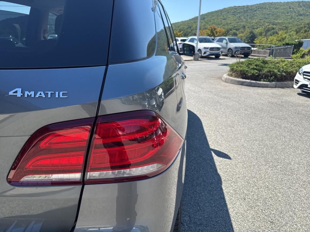 2017 Mercedes Benz GLE 350 4MATIC photo 6