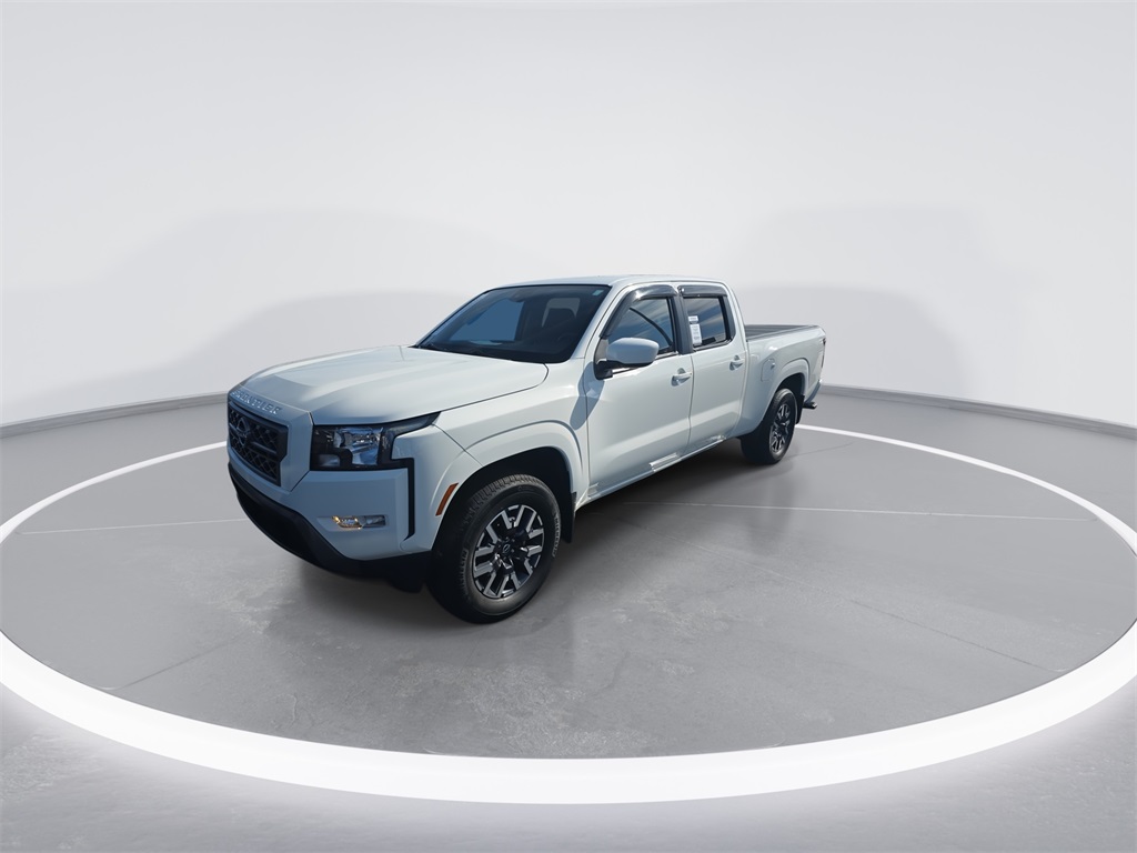 2022 Nissan Frontier SV photo 3