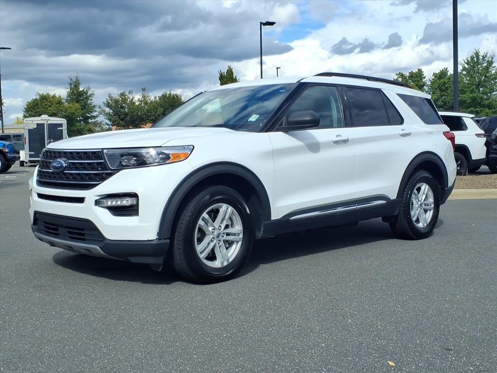 2024 Ford Explorer XLT's photo