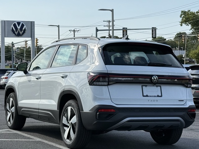 2025 Volkswagen Taos S photo 2