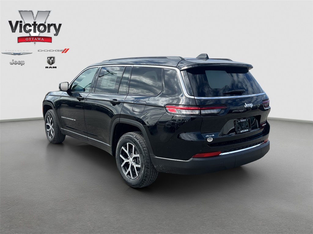 2025 Jeep Grand Cherokee Limited photo 2