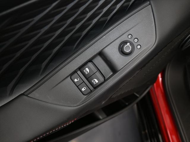 2025 Dodge Charger R/T photo 3