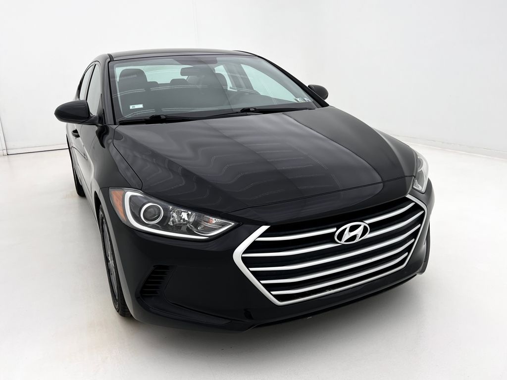 2018 Hyundai Elantra SEL photo 6