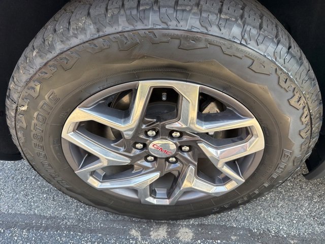 2025 Gmc Sierra 1500 SLT photo 3