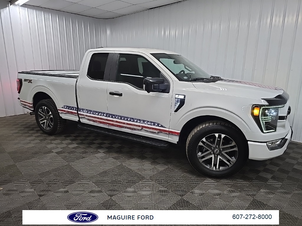 2022 Ford F-150 XL's photo