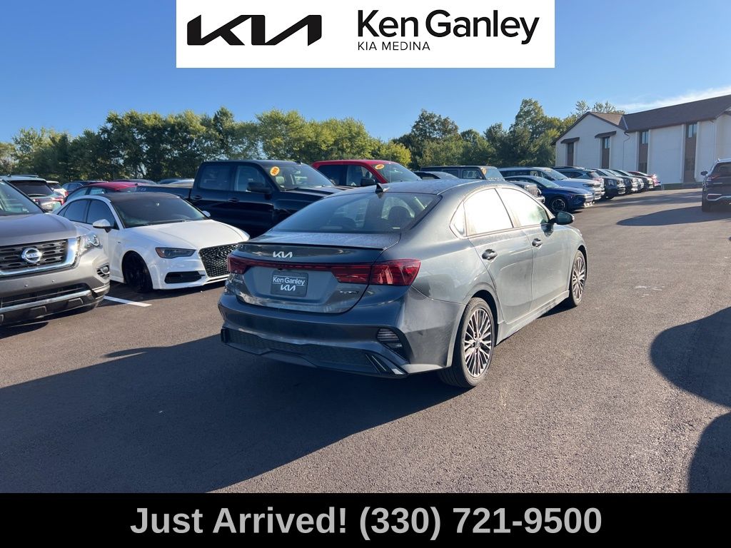 2023 Kia Forte GT-Line photo 5
