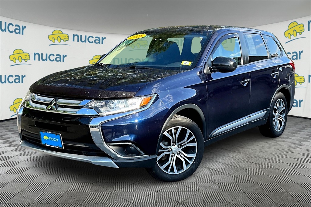 2018 Mitsubishi Outlander ES photo 3