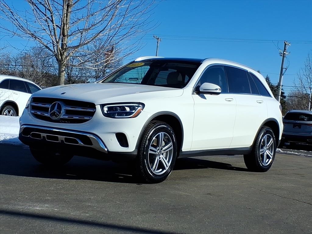 2022 Mercedes-Benz GLC GLC300's photo