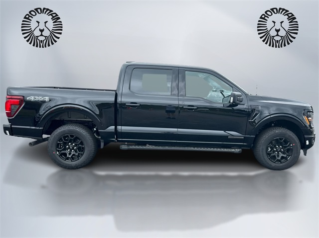 2025 Ford F-150 XLT photo 4