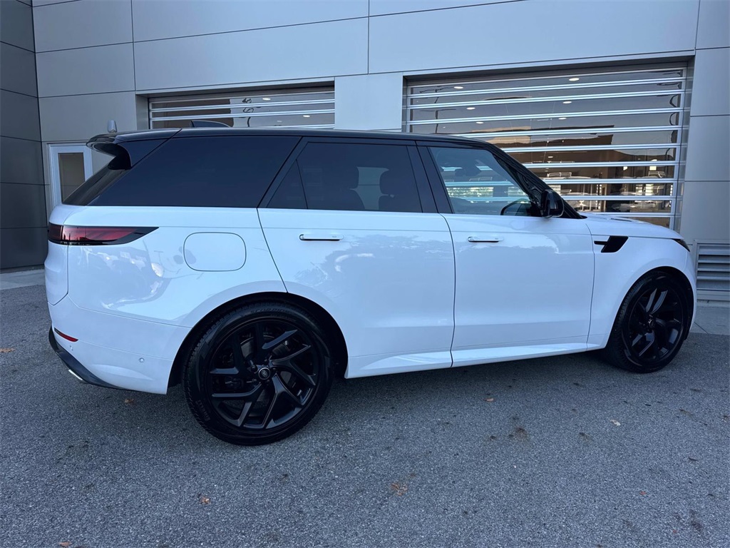 2024 Land Rover Range Rover Sport P400 Dynamic SE photo 6