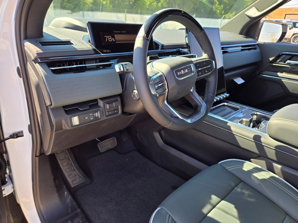 2026 Gmc Sierra EV AT4 photo 22