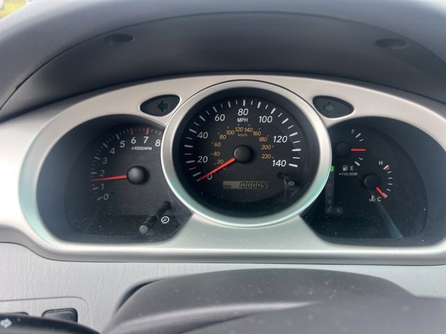 2004 Toyota Highlander Limited photo 28