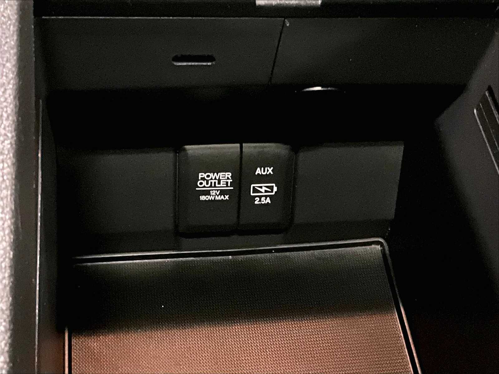 2020 Honda Pilot Touring photo 27