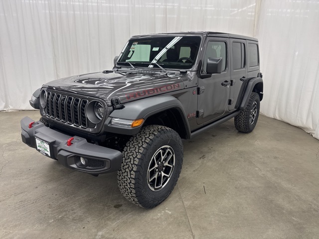 2025 Jeep Wrangler Rubicon photo 3