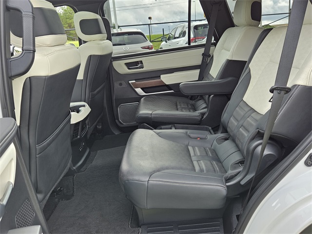 2024 Toyota Sequoia Capstone photo 7