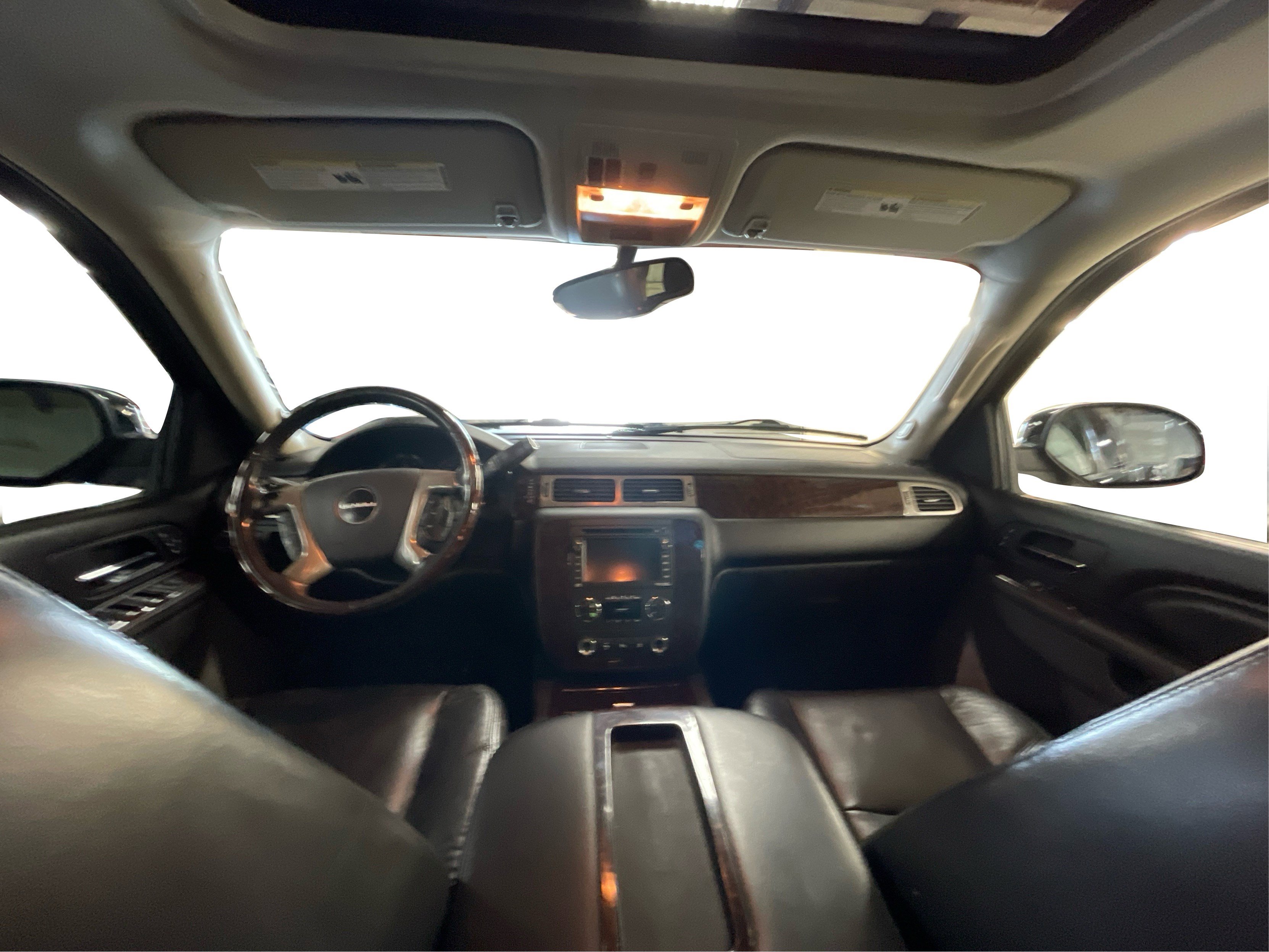 2011 Gmc Yukon XL Denali photo 17