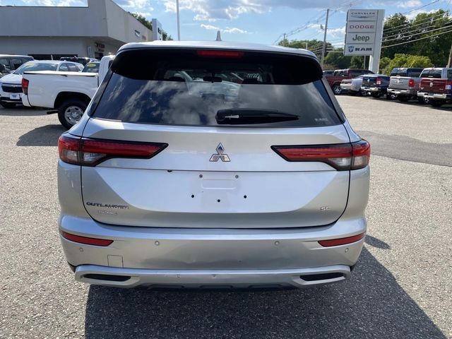 2022 Mitsubishi Outlander Black Edition LE SEL GT photo 4