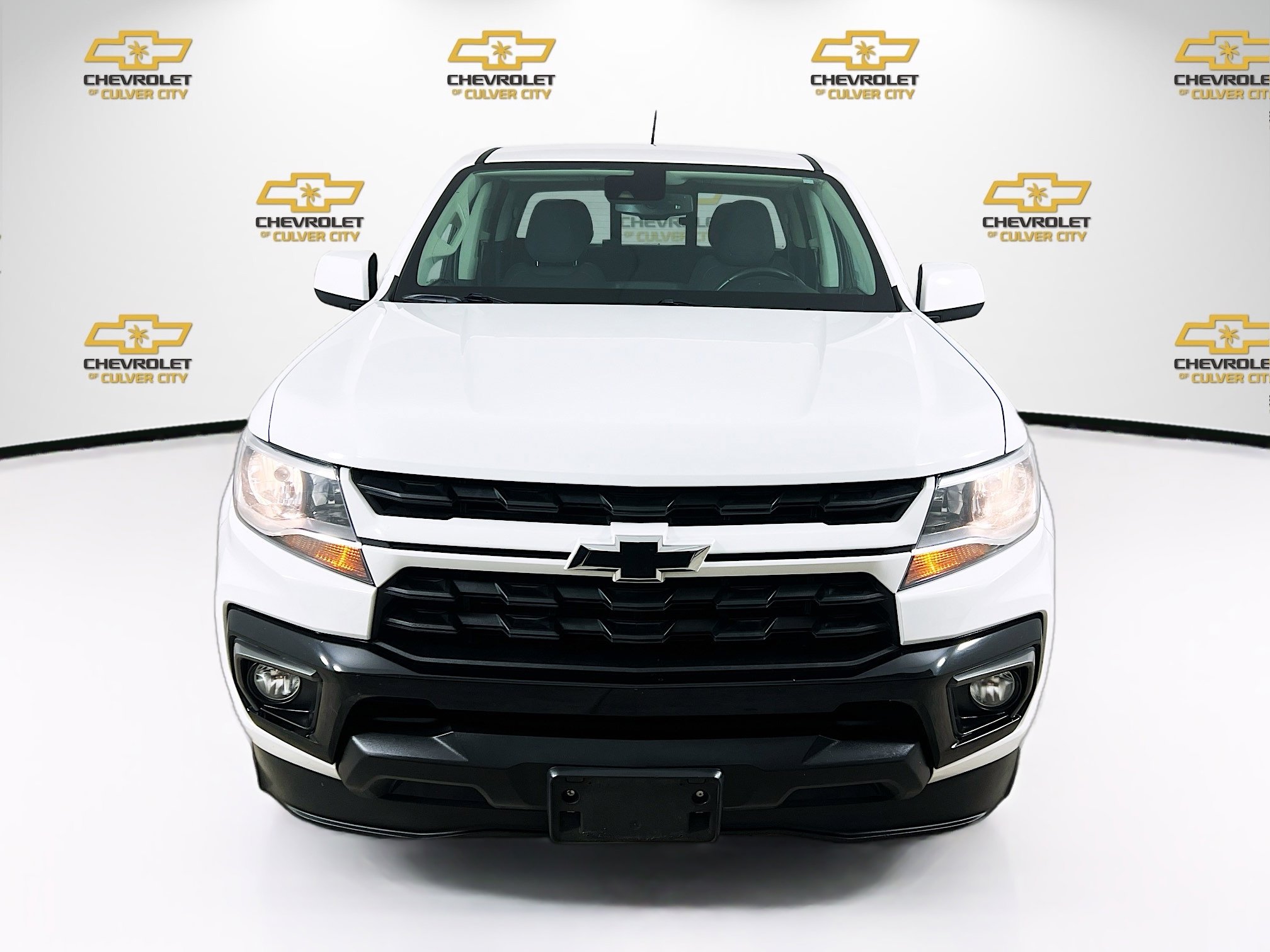 2021 Chevrolet Colorado LT photo 2