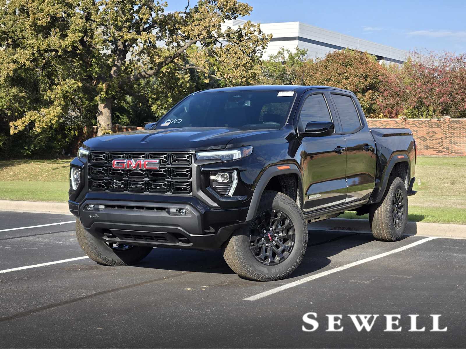 2026 GMC Canyon Elevation's photo