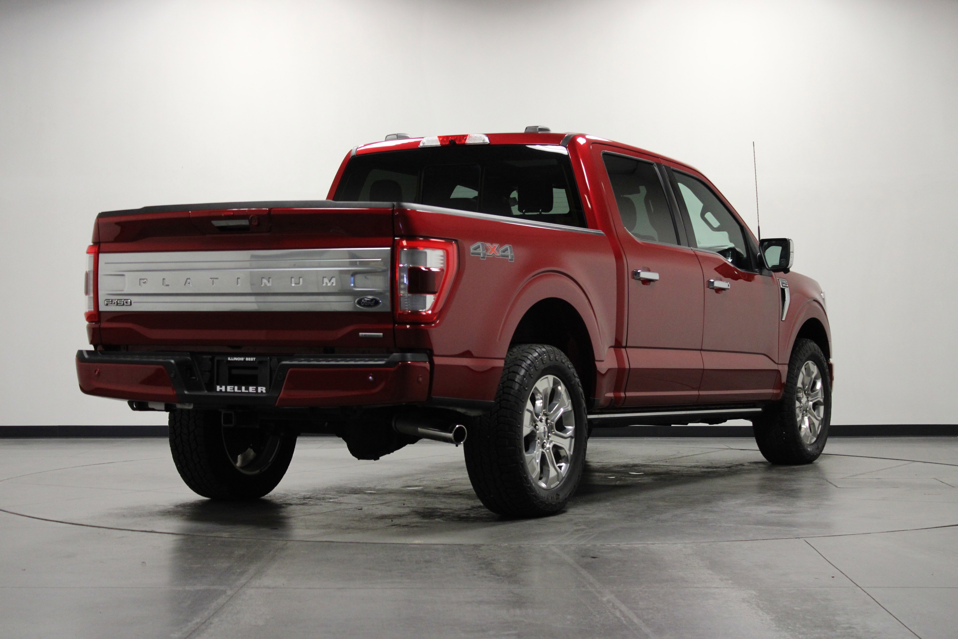 2022 Ford F-150 Platinum photo 3