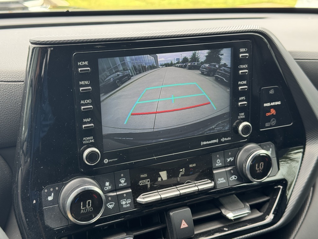 2021 Toyota Highlander XSE photo 2