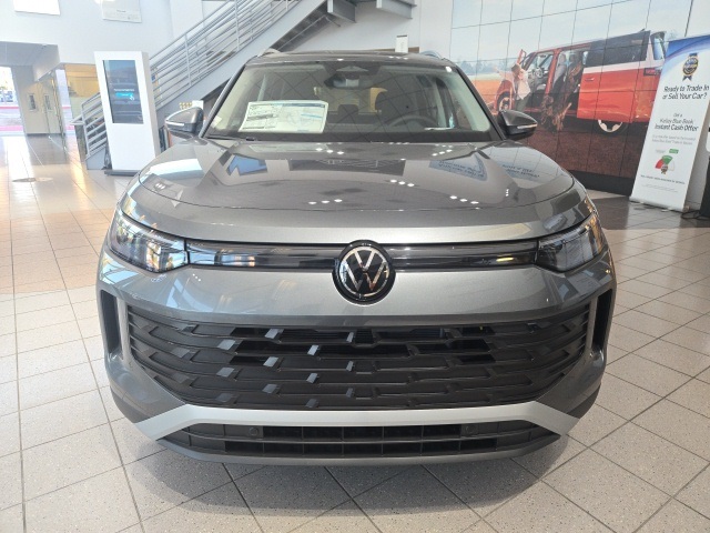 2026 Volkswagen Tiguan S photo 2