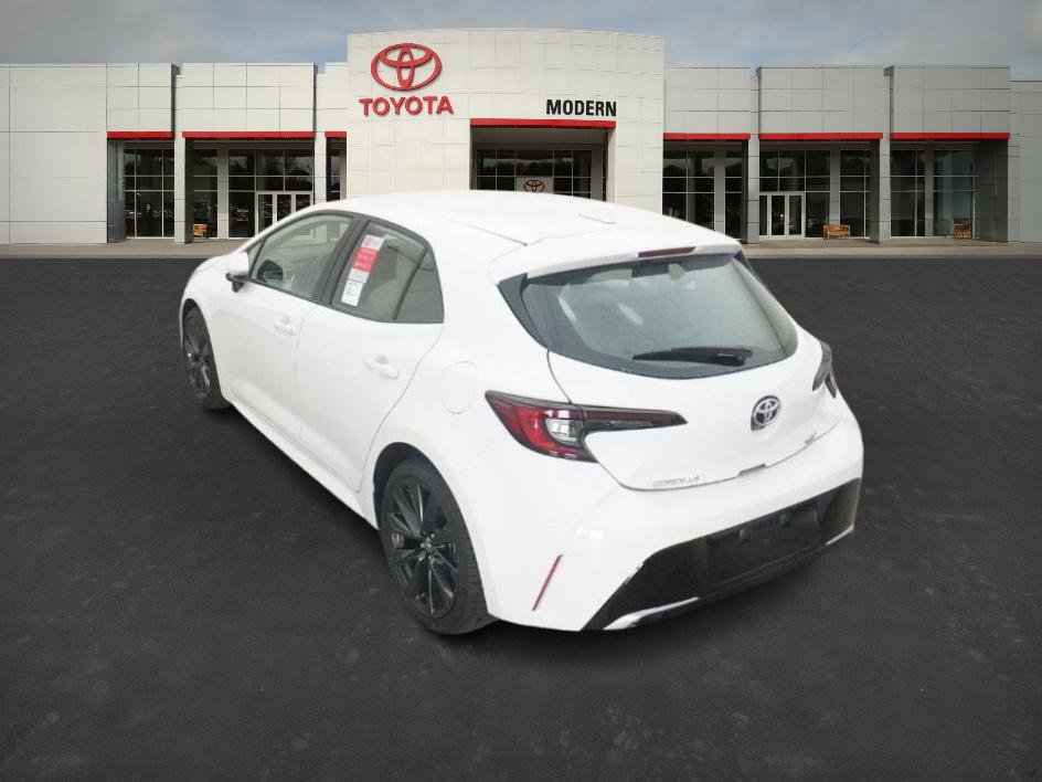 2025 Toyota Corolla XSE photo 13