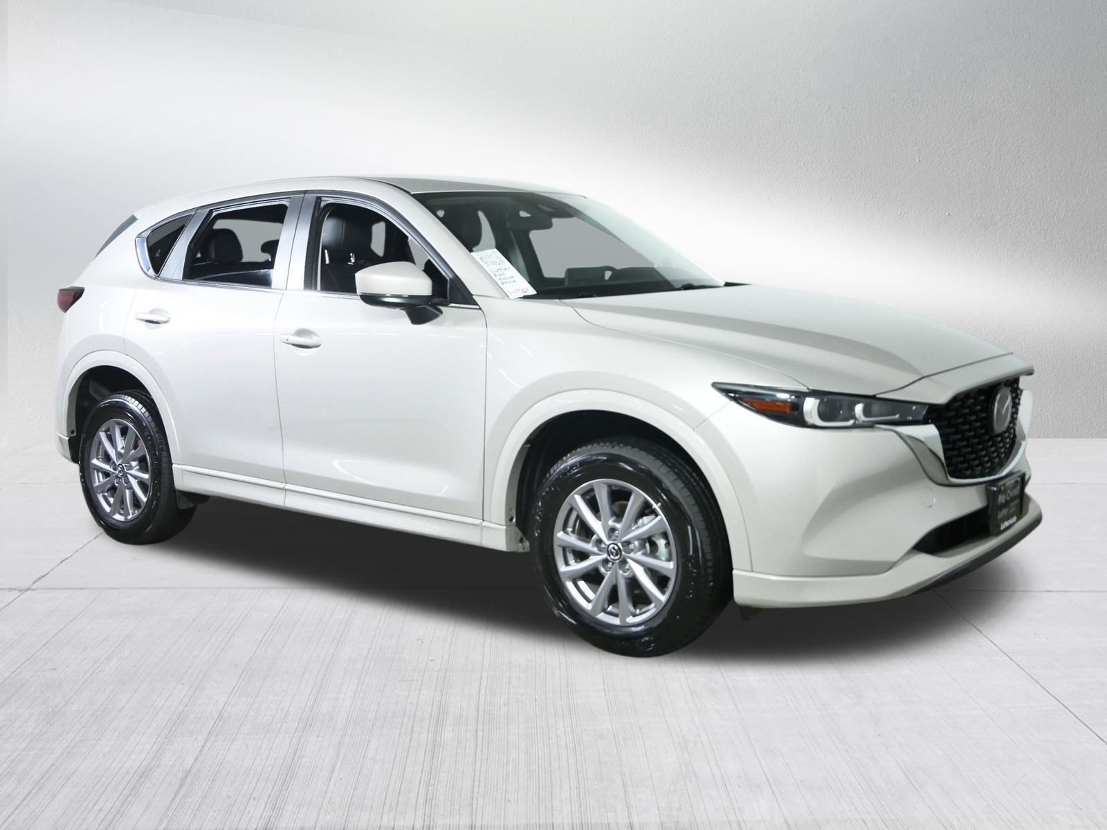 2025 Mazda CX-5 S Select Package's photo