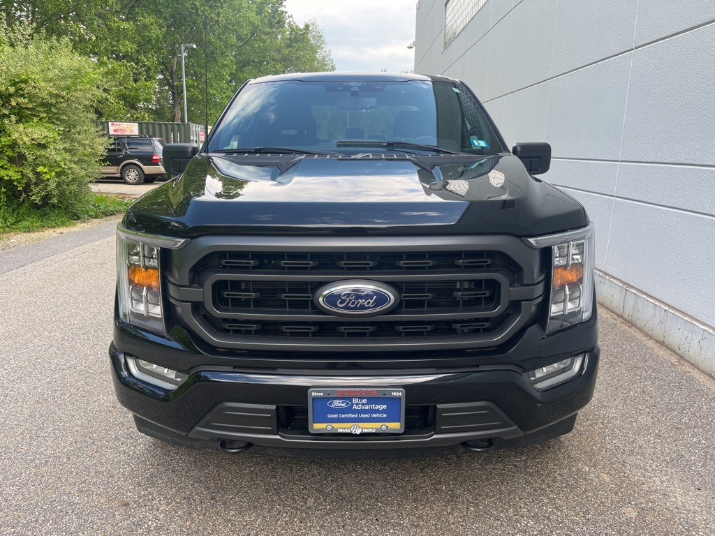 2022 Ford F-150 XLT photo 2