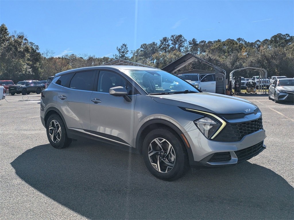 2023 Kia Sportage LX's photo