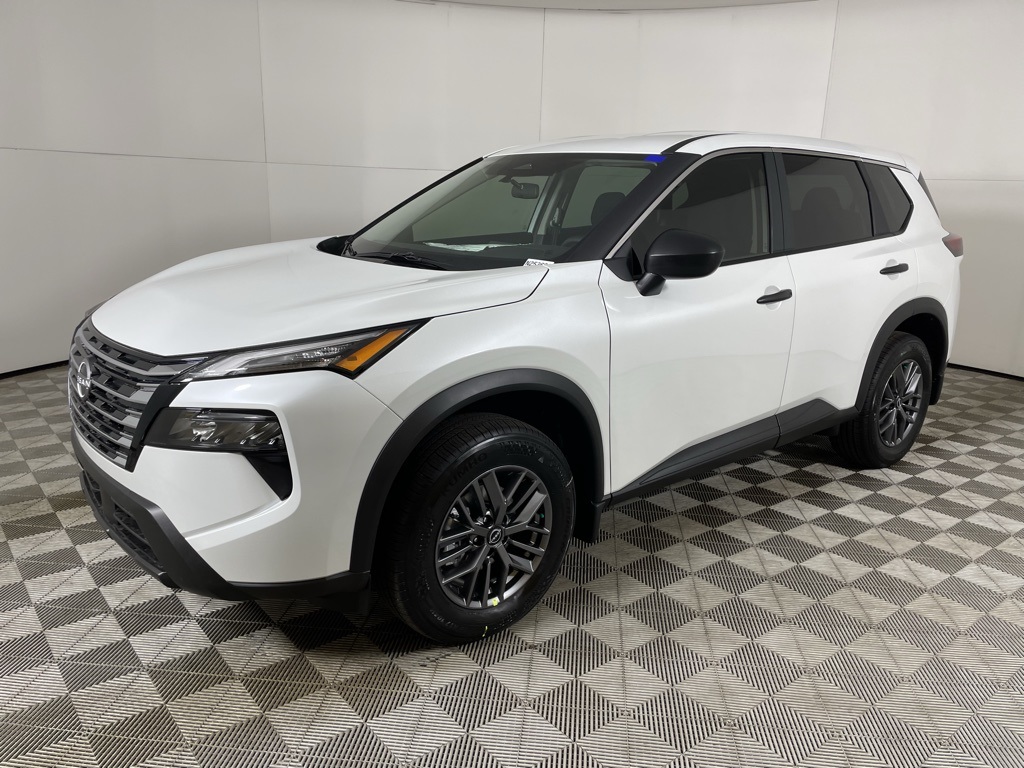 2025 Nissan Rogue S photo 4