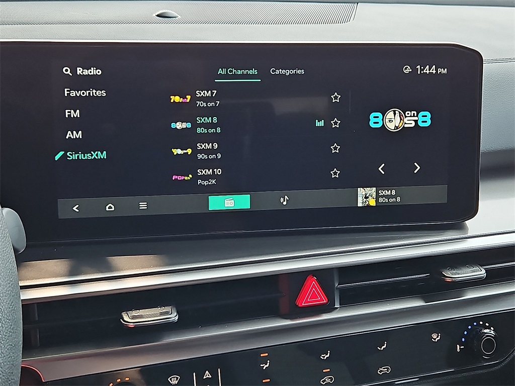 2025 Kia Sorento LX photo 16