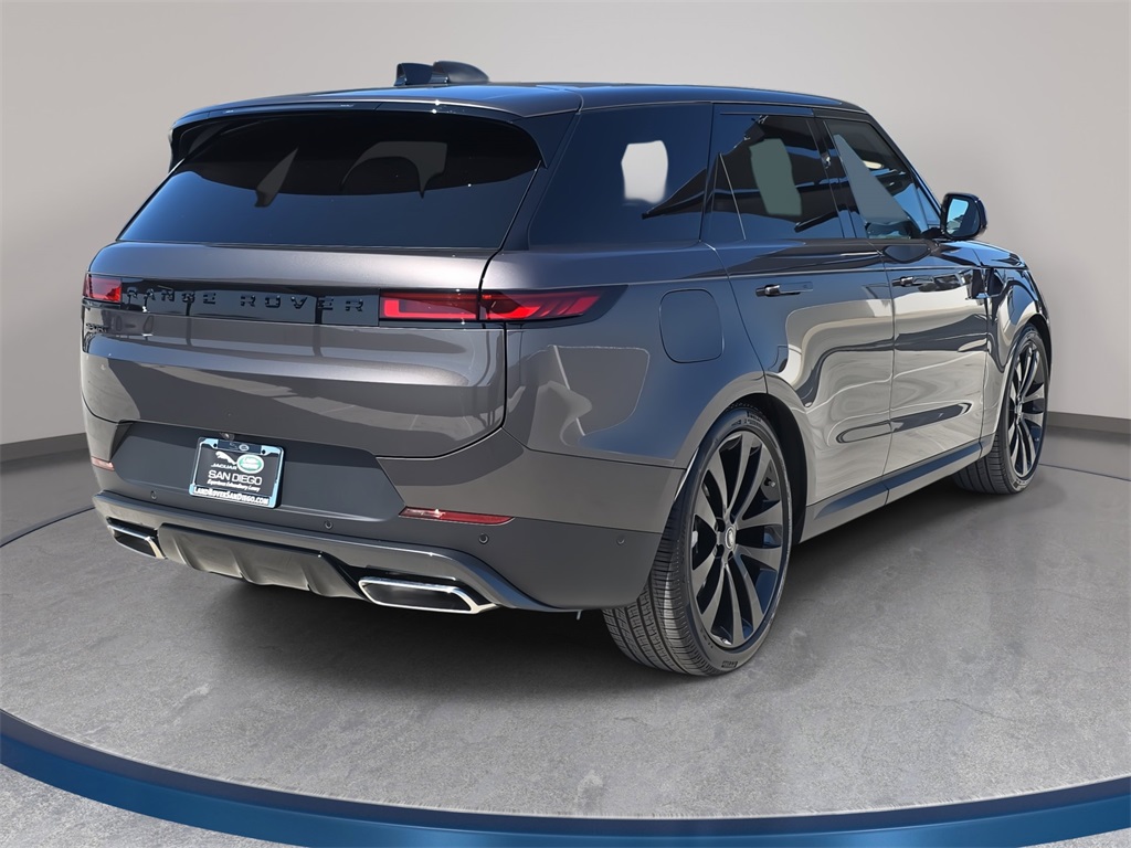 2025 Land Rover Range Rover Sport SE photo 3