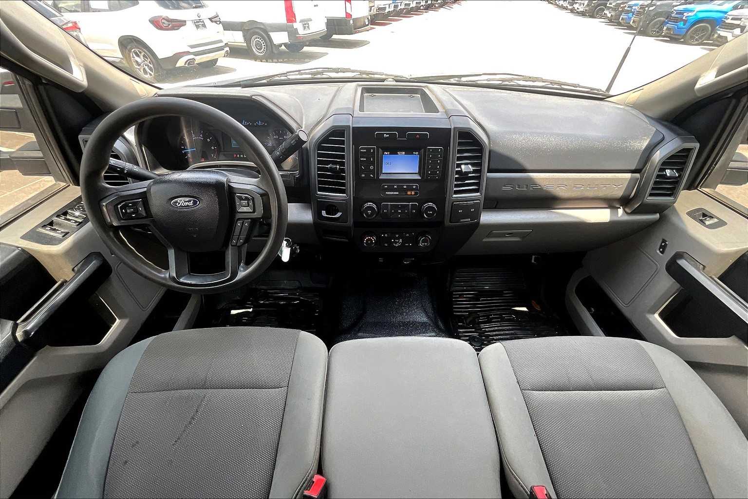 2021 Ford F-350 XL photo 14