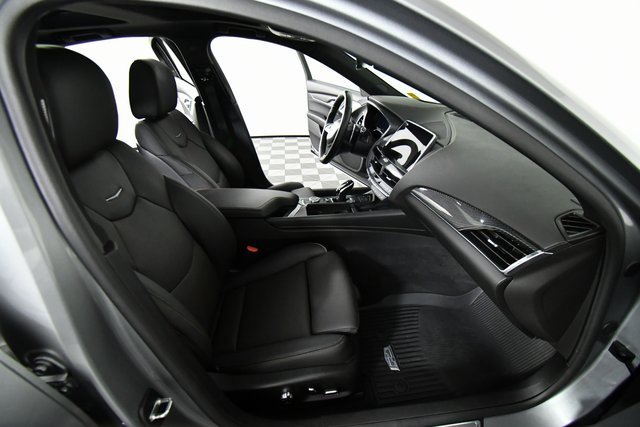 2024 Cadillac CT5 V photo 13