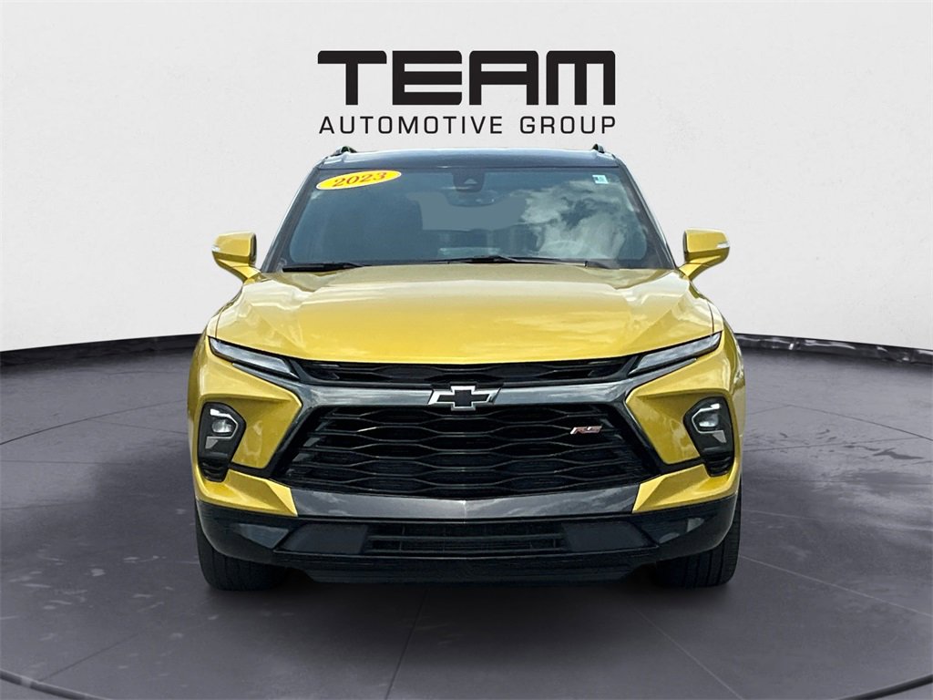 2023 Chevrolet Blazer RS photo 2