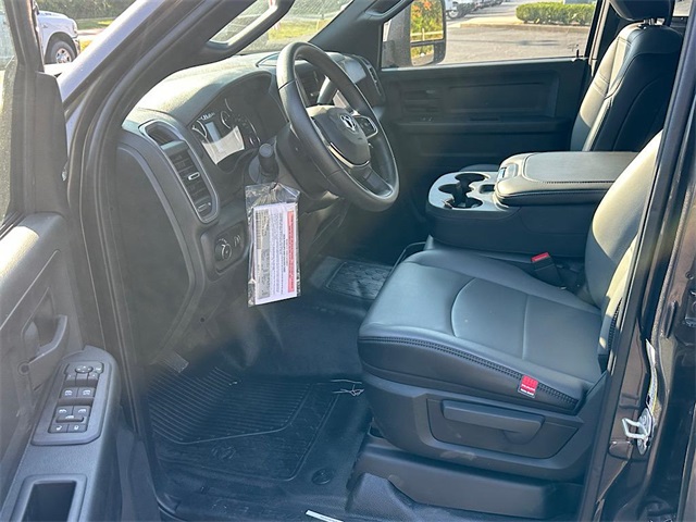 2026 Ram 3500 Tradesman photo 11
