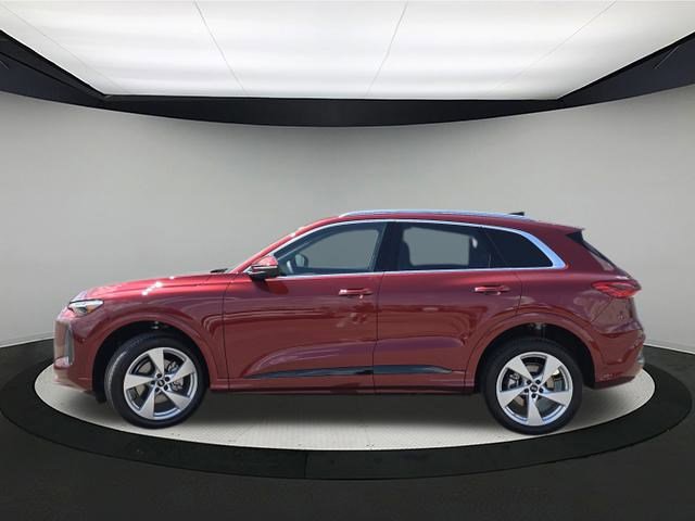 2025 Audi Q5 Premium Plus photo 4