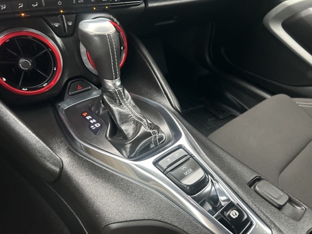 2019 Chevrolet Camaro 1LT photo 20