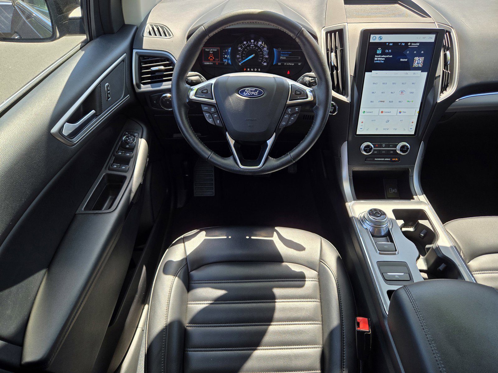 2022 Ford Edge SEL photo 13