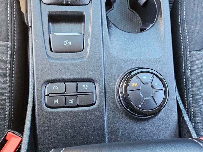 2024 Ford Ranger XLT photo 19