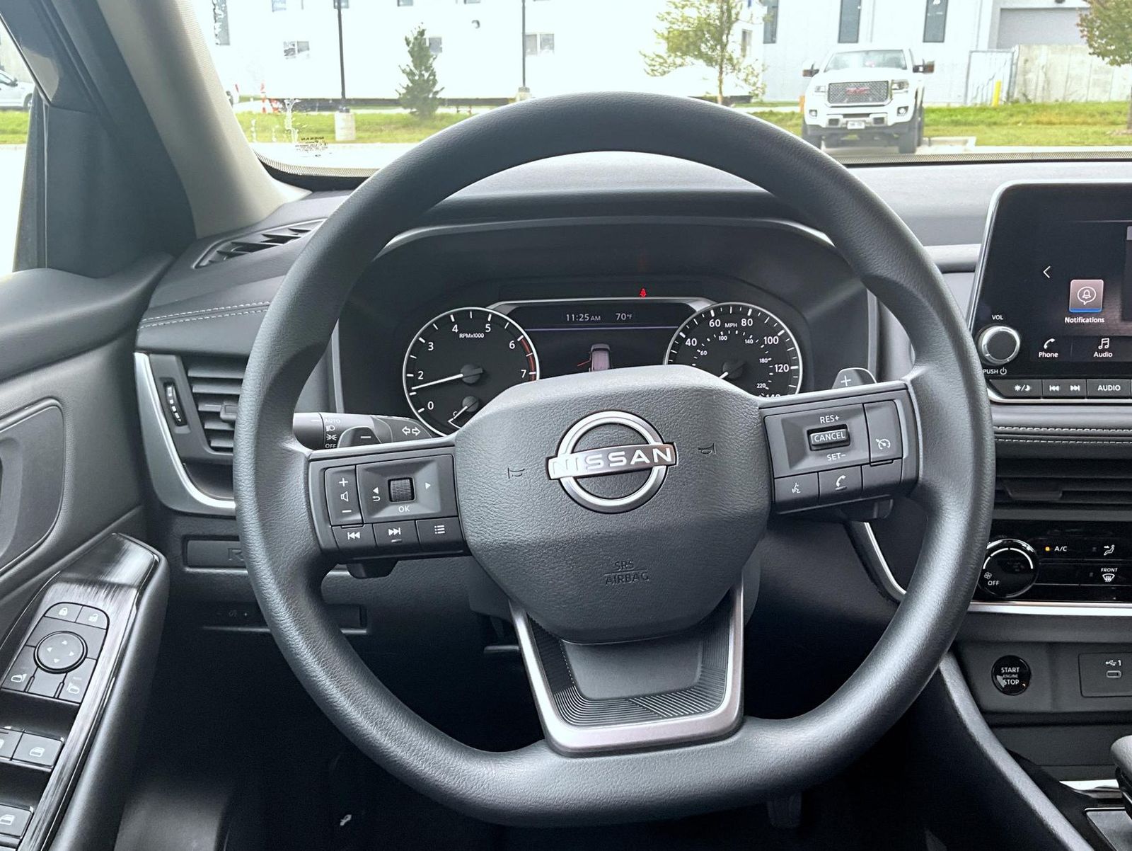 2026 Nissan Rogue S photo 12