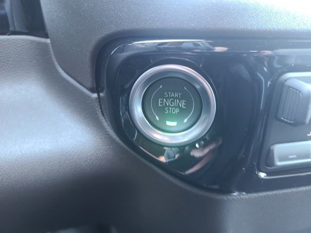 2025 Chevrolet Silverado 1500 RST photo 31