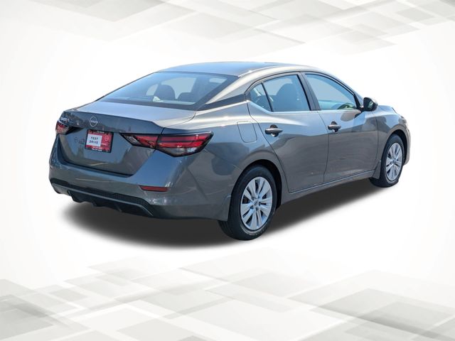 2025 Nissan Sentra S photo 3