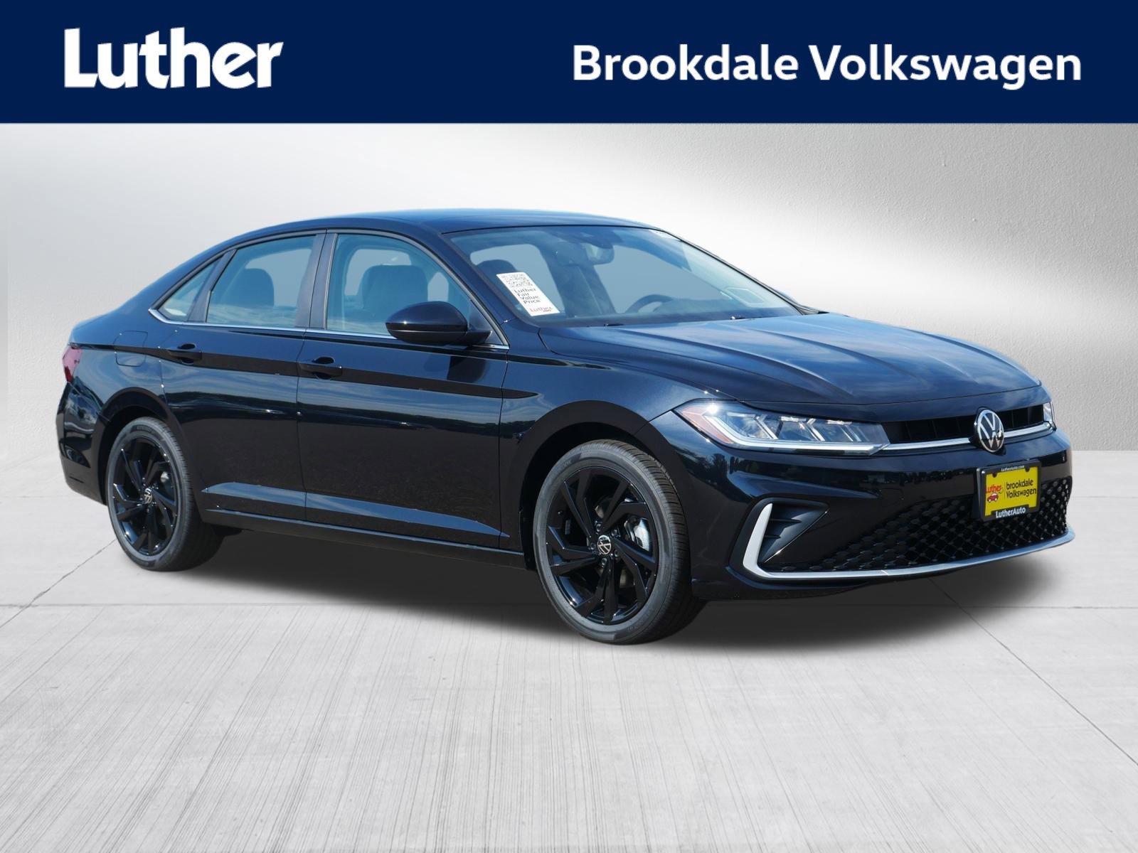 2025 Volkswagen Jetta SE's photo