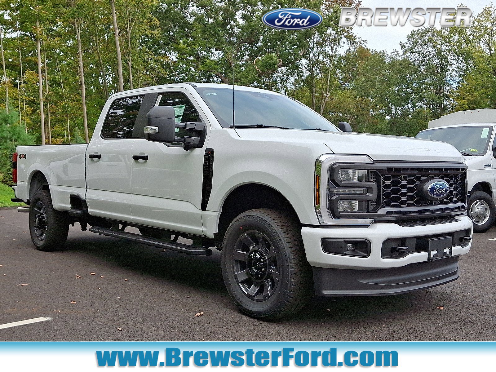 2026 Ford F-350 Super Duty XL's photo